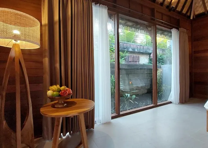Chic 1br Romantic And Private Pool At Puri Bhawana Villa *