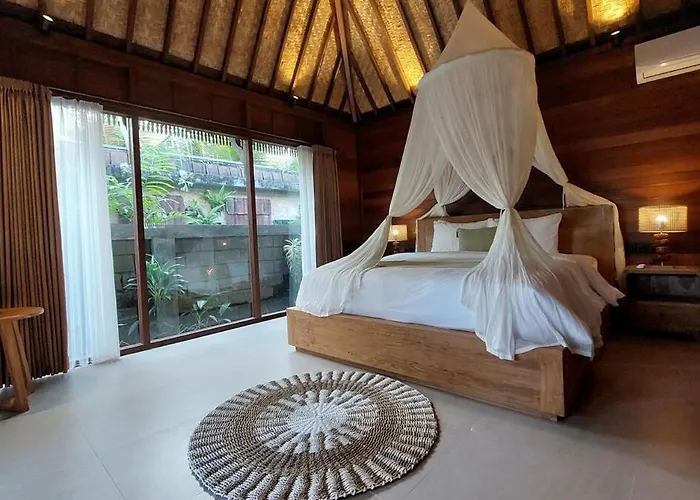 Villa Chic 1br Romantic And Private Pool At Puri Bhawana Ubud
