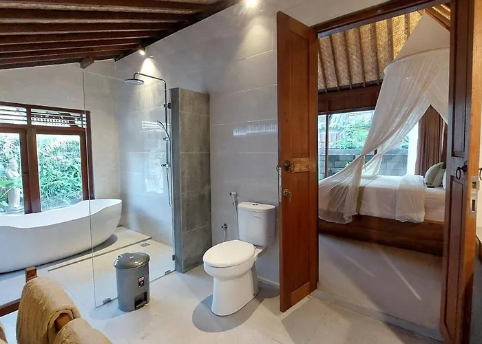 Chic 1br Romantic And Private Pool At Puri Bhawana Villa