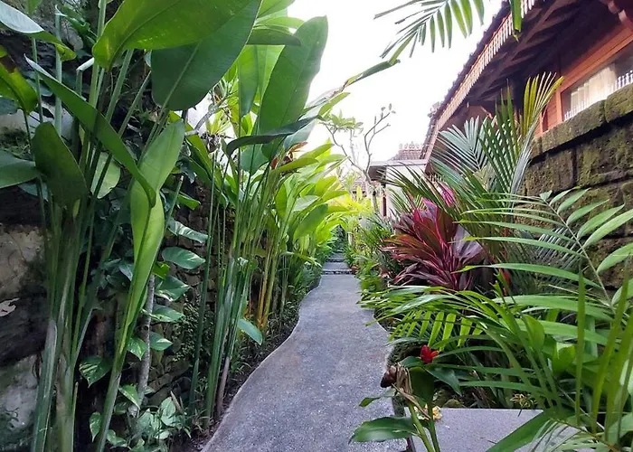 Chic 1br Romantic And Private Pool At Puri Bhawana Villa *